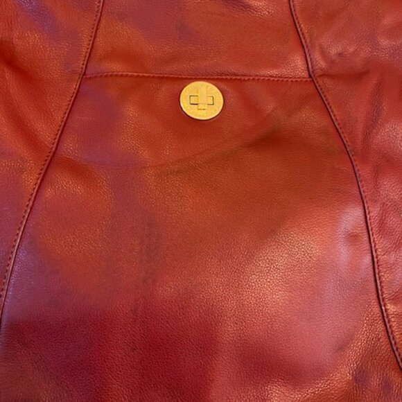 ISAAC MIZRAHI | Pebbled Leather Hobo Shoulder Bag with Tassel - Picture 14 of 14